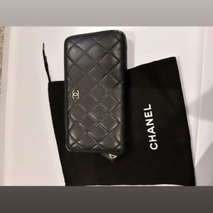 Chanel black leather wallet